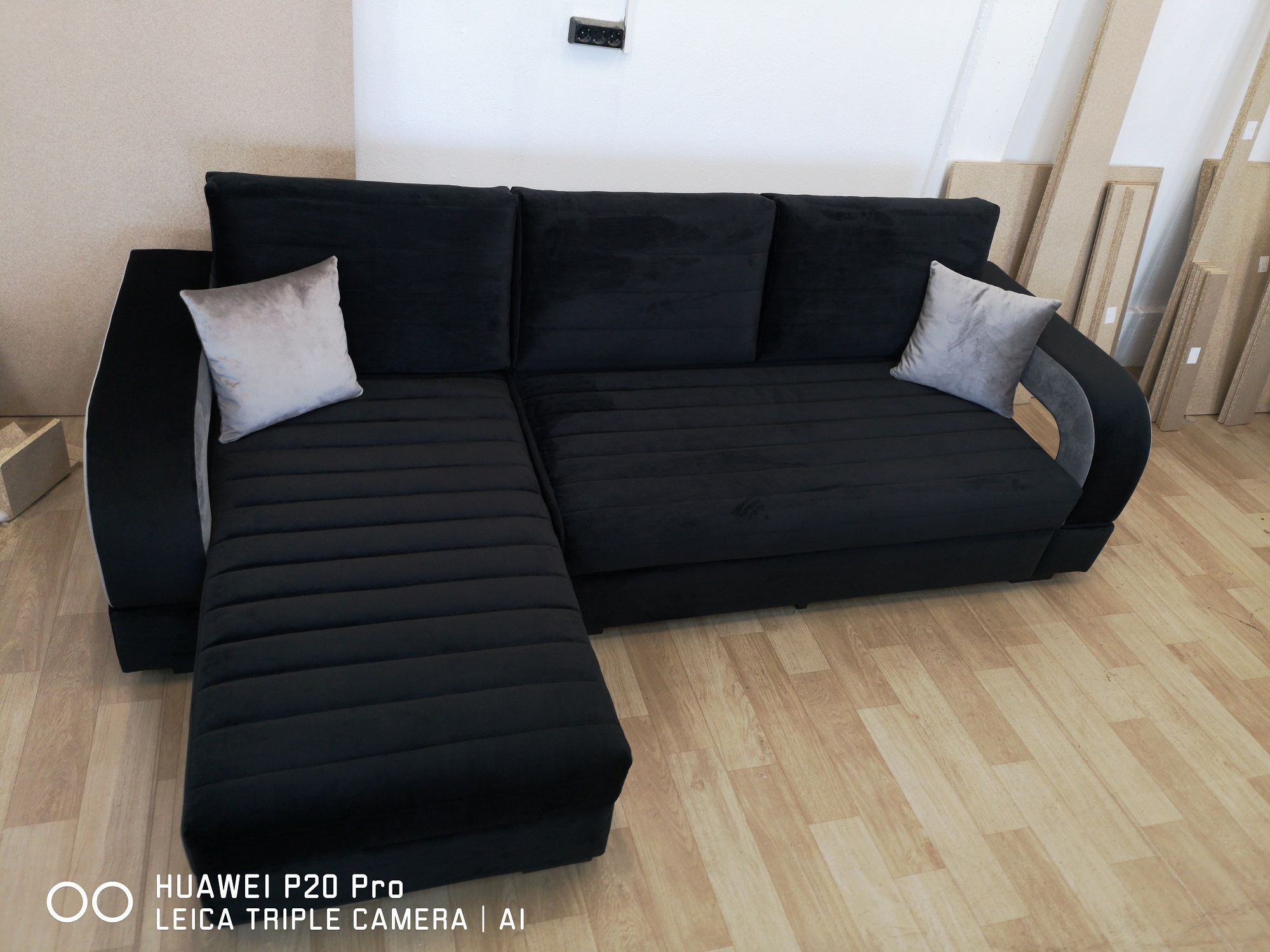 Ъглов диван с лежанка и италиански дунапрен 13 см. 1505